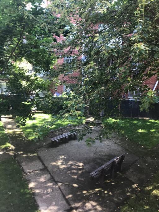 Brooklyn Luxury Spring Retreat With Private Outdoor Space Ню Йорк Екстериор снимка